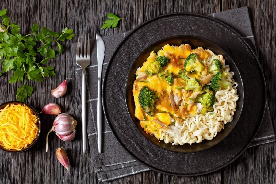 Comment servir et accompagner un curry de légumes au lait de coco ?